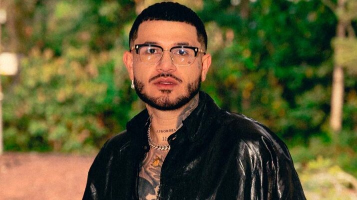 “Bombón” de Kapo combina elementos de shatta, afrobeat, dancehall y reggae en una canción de ritmo ágil y directo, construida para conectar desde la primera escucha.