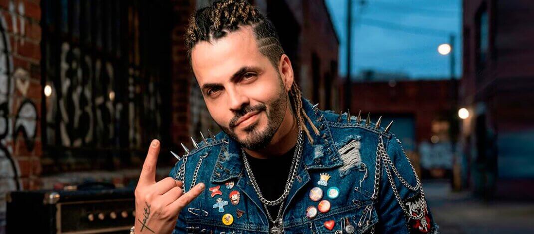 Oskar Lares celebra su primer millón de reproducciones en YouTube con “¡BOOM!”