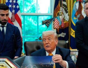 Campeón de UFC Ilia Topuria reveló regalo de Donald Trump tras visita a la Casa Blanca