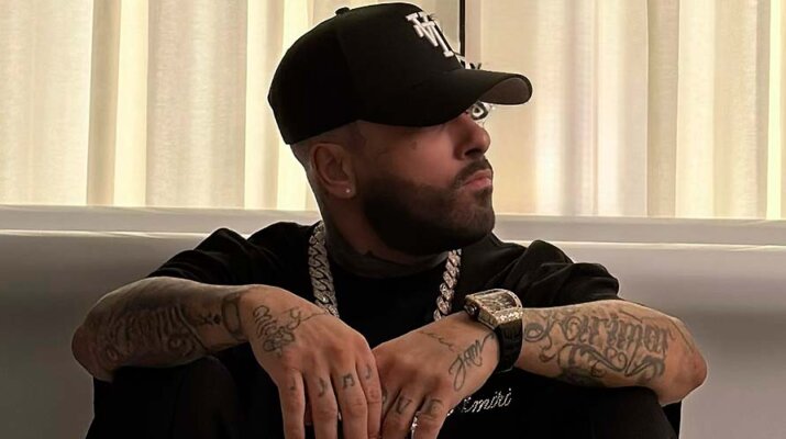 Nicky Jam celebra la lealtad, el éxito y su trayectoria en su nuevo sencillo “FKU”
