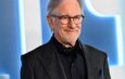 Steven Spielberg rinde homenaje a Sam Neill: “Nunca será olvidado”