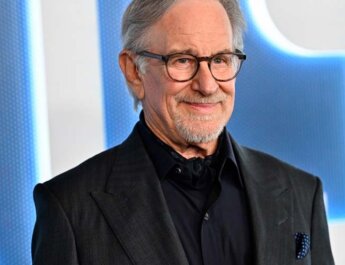 Steven Spielberg rinde homenaje a Sam Neill: “Nunca será olvidado”
