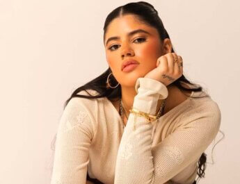 Mari La Carajita celebra nominación a Premios Juventud 2026 con “CHAMITA”