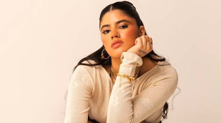 Mari La Carajita celebra nominación a Premios Juventud 2026 con “CHAMITA”