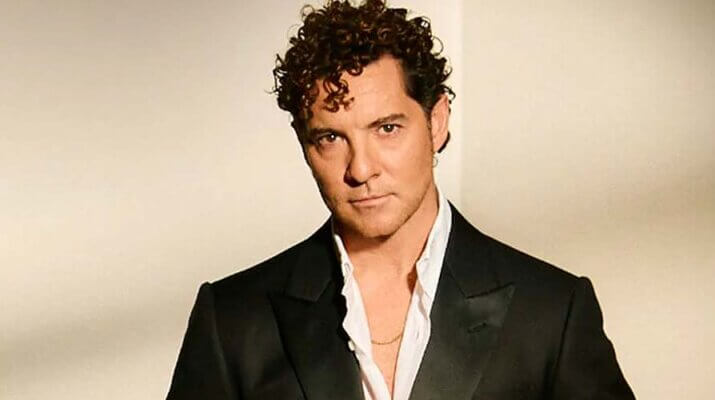 David Bisbal emociona con “AMIGOS DEL MUNDO', un clásico universal que sigue uniendo generaciones
